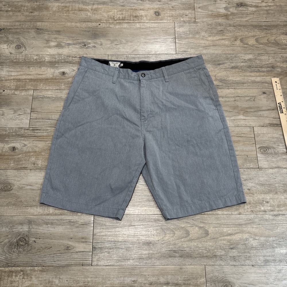 Volcom Men's Sz 36 Gray VMONTY Stretch Chino Grey Shorts 10 Inch Inseam